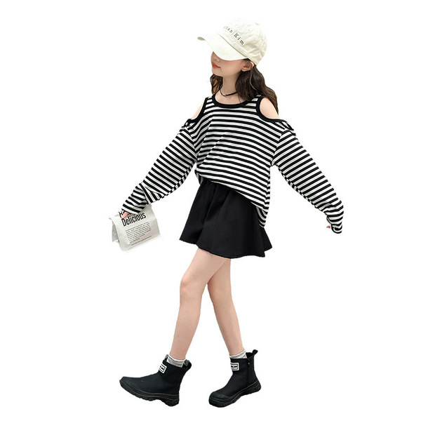 Demi-season fashionable sweatshirt