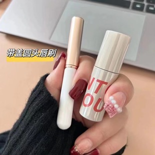 Portable Round Head Mini Lip Brush Lipstick Brush Concealer Brush Short Handle Round Head Lip Brush for Makeup Artist