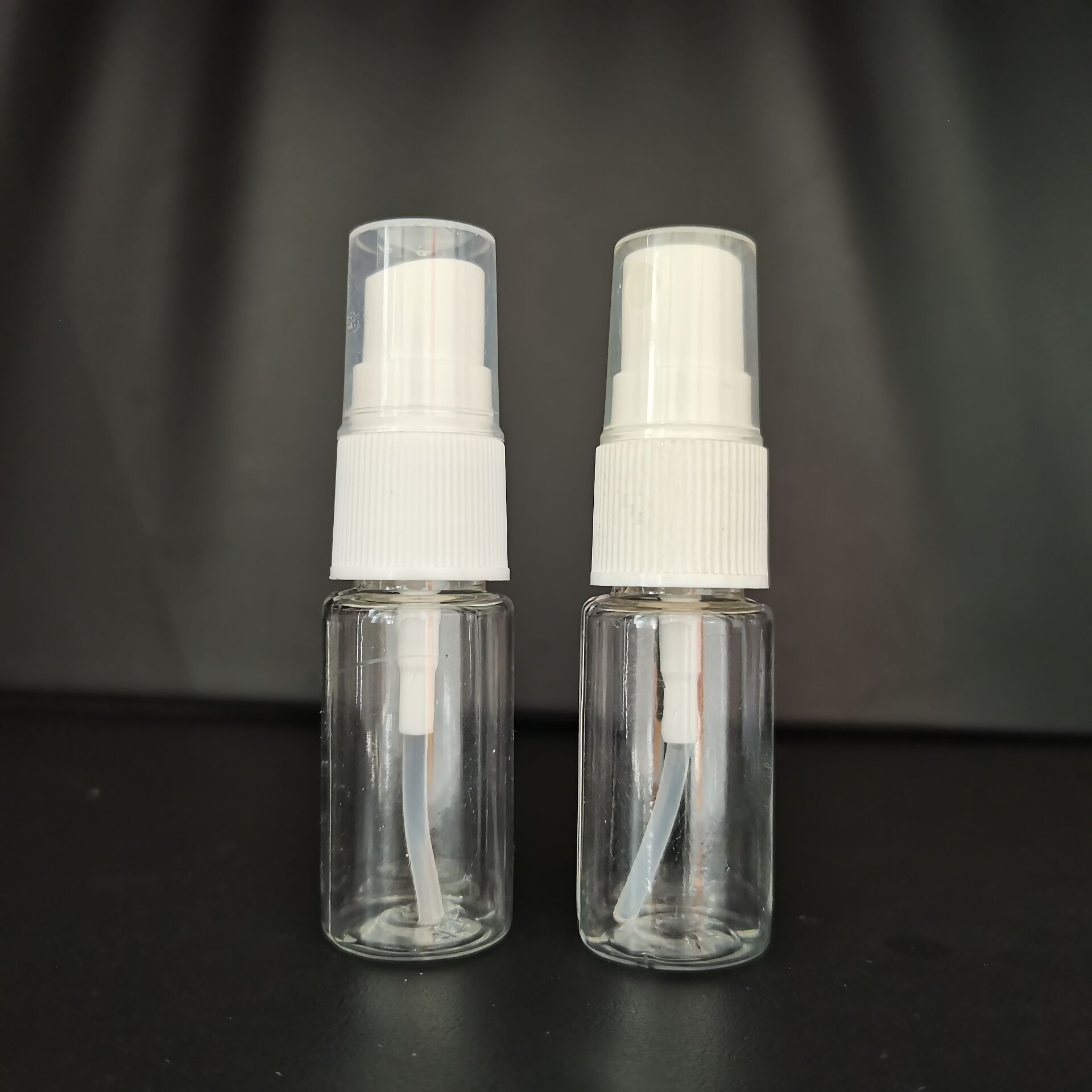 厂家现货10ml透明喷雾瓶香水分装瓶10毫升塑料喷瓶密封旅行小样瓶