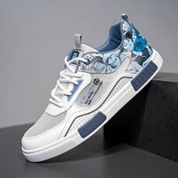 Large size men's shoes with breathable mesh in summer, versatile casual flat shoes for teenagers, lightweight sports, soft soles, and small white trendy shoes