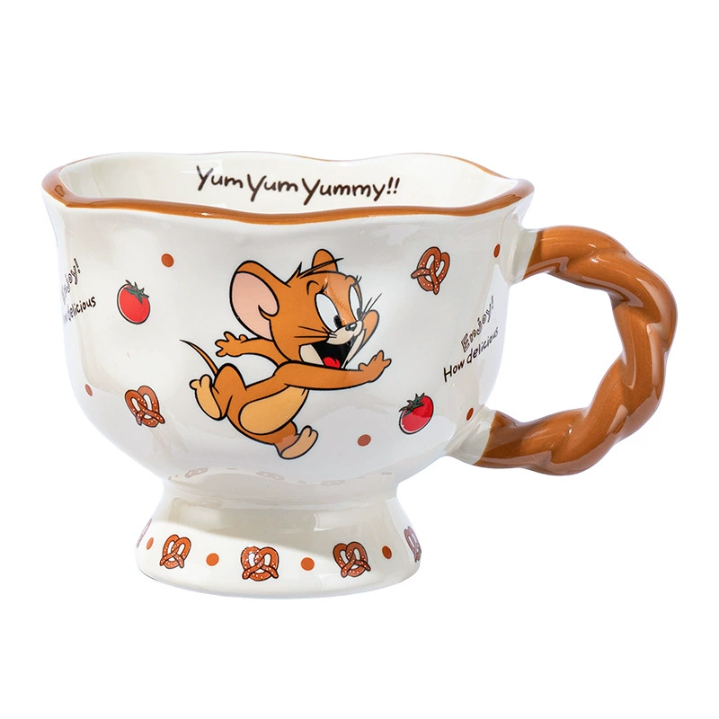 Керамическая кружка (Tom and Jerry) 360 мл, фигурная ручка, в подарочной коробке