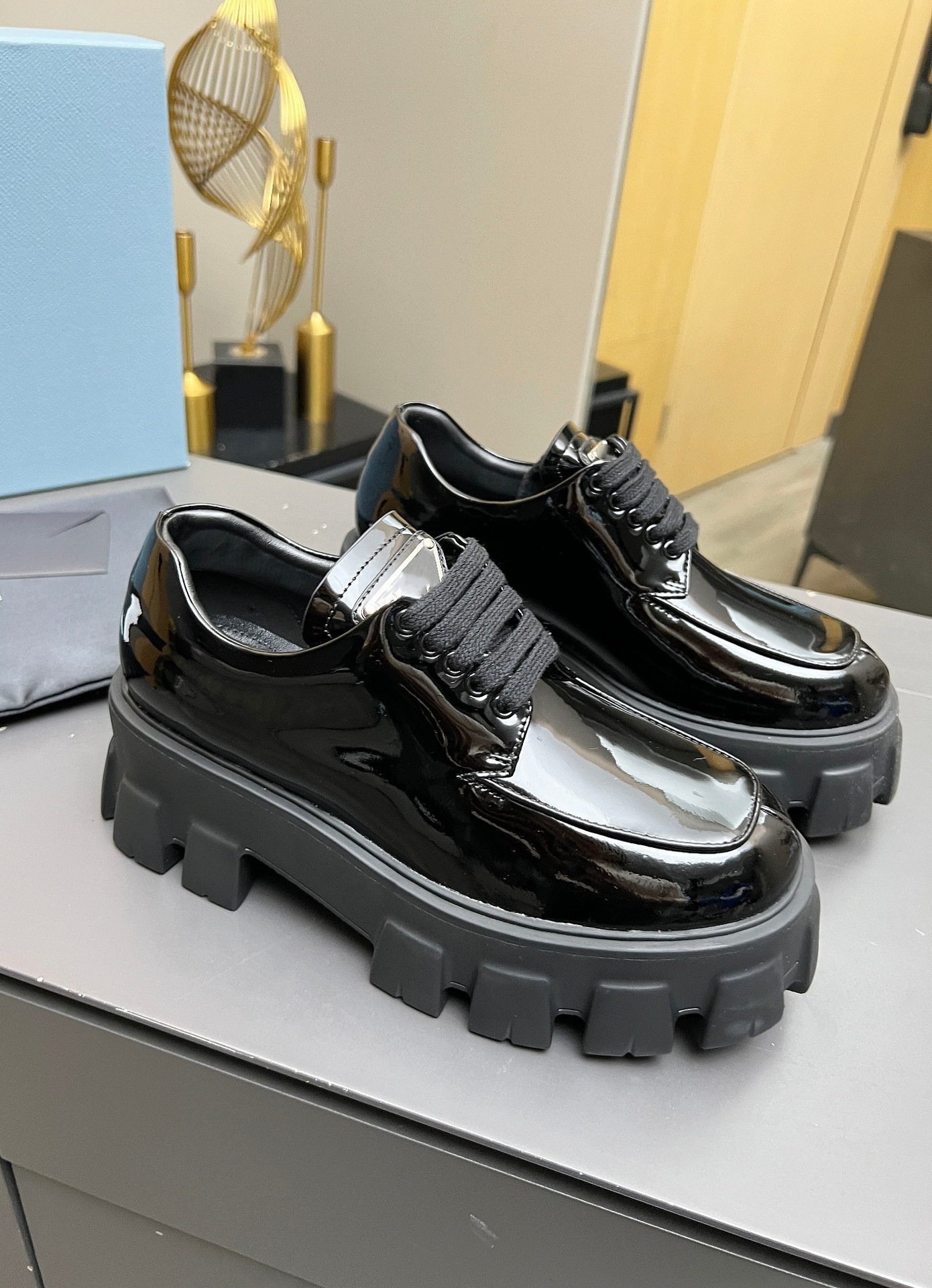 블랙 오픈 엣지 비즈 플랫폼 밑단(레이스업)