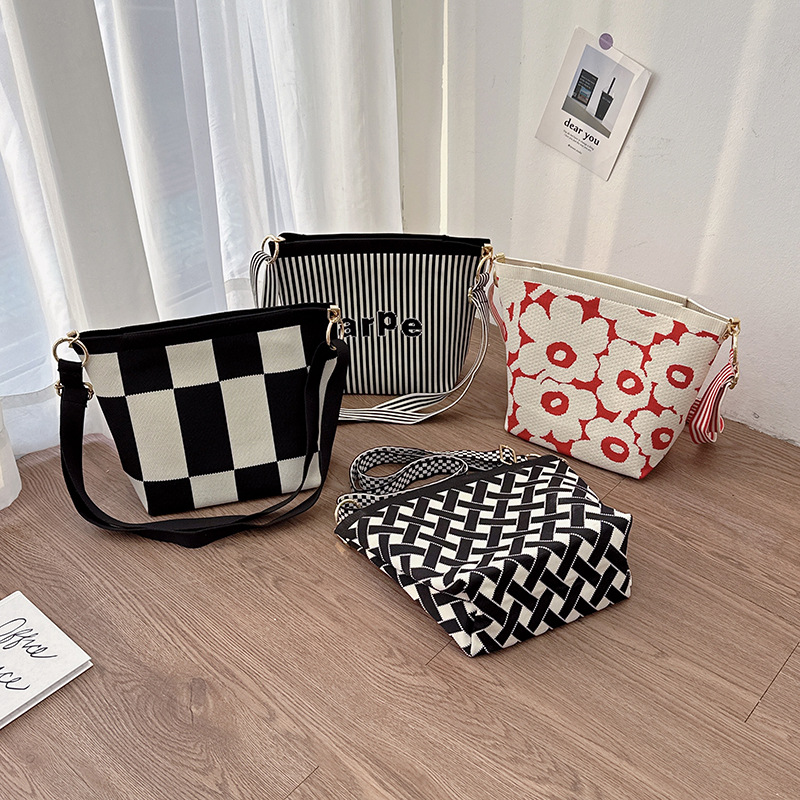 Bolso de punto de mensajero simple de nueva moda Bolso de hombro casual de gran capacidad Bolso Tote Bolso de viajero diagonal para mujer