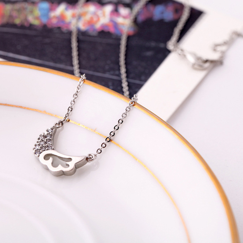 Creative Harajuku Style Hollow Necklace Shiny Diamond-encrusted Goddess Temperament Necklace Girlfriends Same Style Gift Sweater Chain Fashion display picture 8