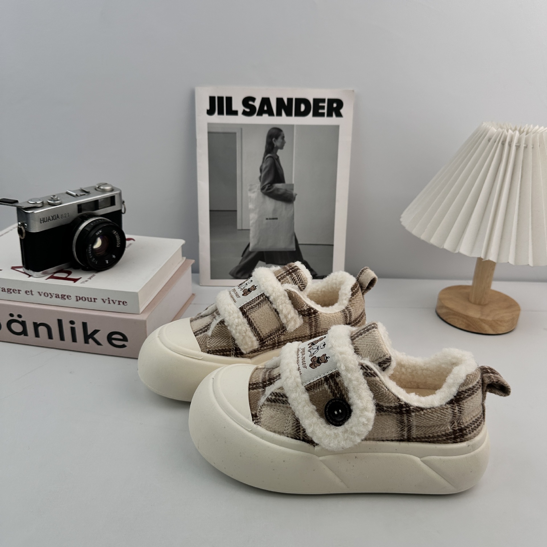 Yuanbo invierno aumento de suela gruesa y zapatos de lana de mujer zapatos casuales de algodón estudiantes 2025 nuevos zapatos de mujer