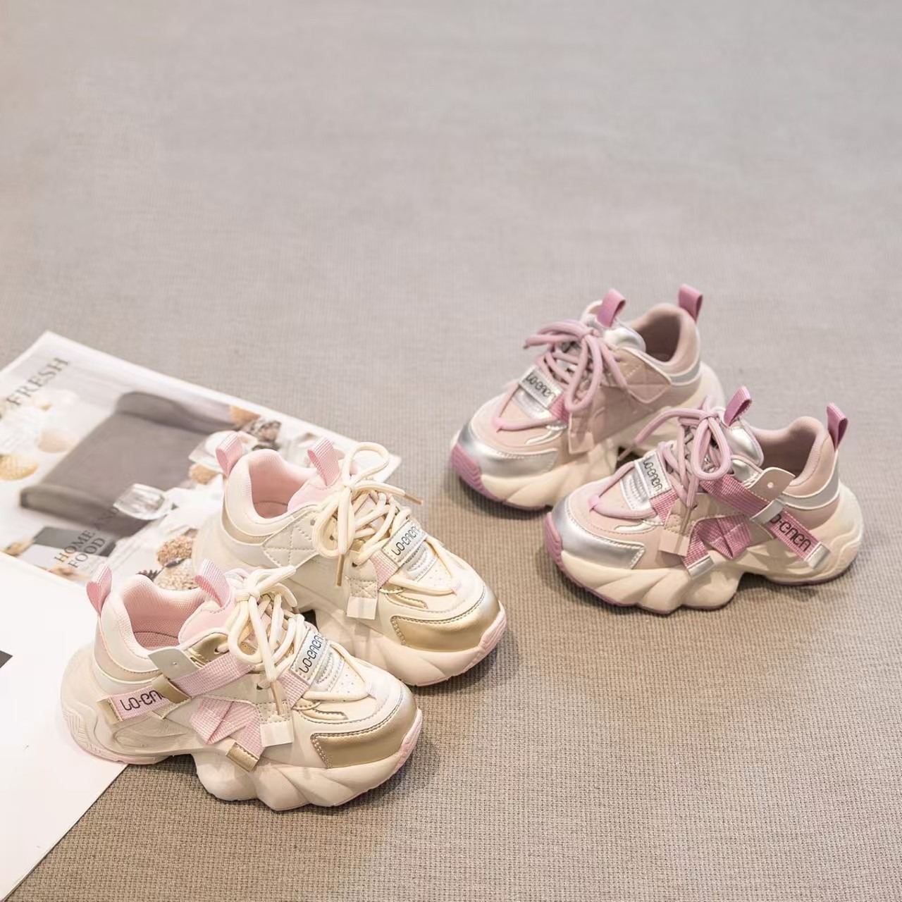 Zapatos deportivos de niñas primavera y otoño 2025 primavera y otoño nuevos zapatos infantiles con suela suave zapatos de padres de niños medianos y mayores zapatos casuales de niñas