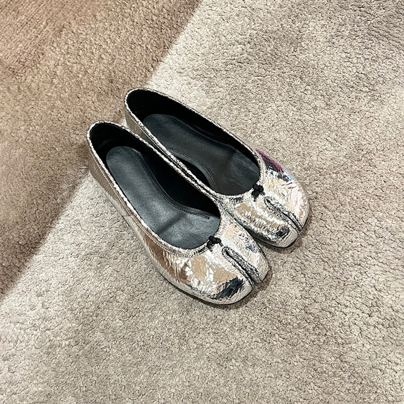 シープスキンバージョン〜女性用ソフトソールピッグトゥシューズ、本革浅口フラットソールレディースシングルシューズ、シルバーメリージェーンスモールレザーシューズ|undefined