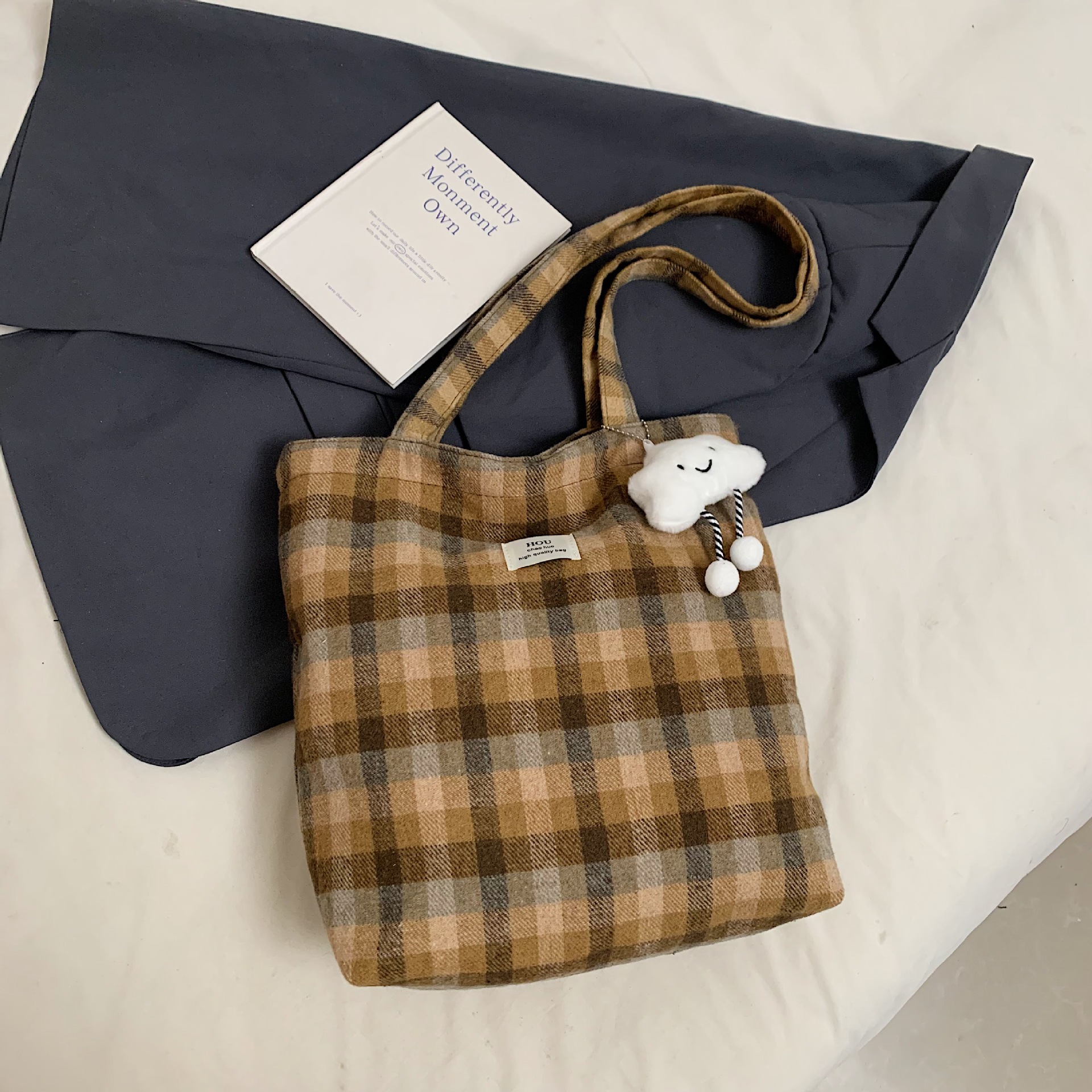 Bolsa de hombro retro coreana de gran capacidad para estudiantes universitarios, bolso de estilo universitario, bolso de estilo artístico, bolso de celosía