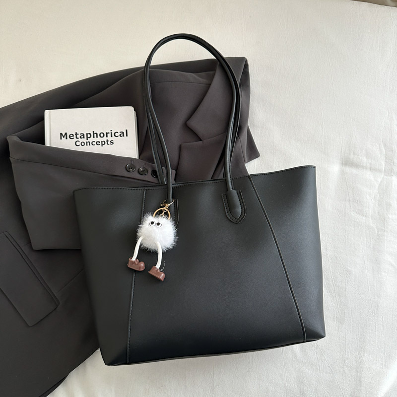 Bolsa de mano de textura de viaje casual otoño / invierno 2024 nuevo estilo coreano simple bolso de hombro axilar temperamento bolso especial