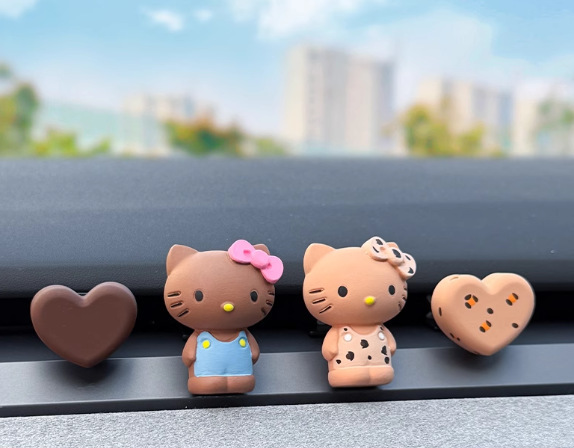 HelloKitty车载香薰可爱黑皮KT汽车出风口扩香石车内饰品摆件女|undefined