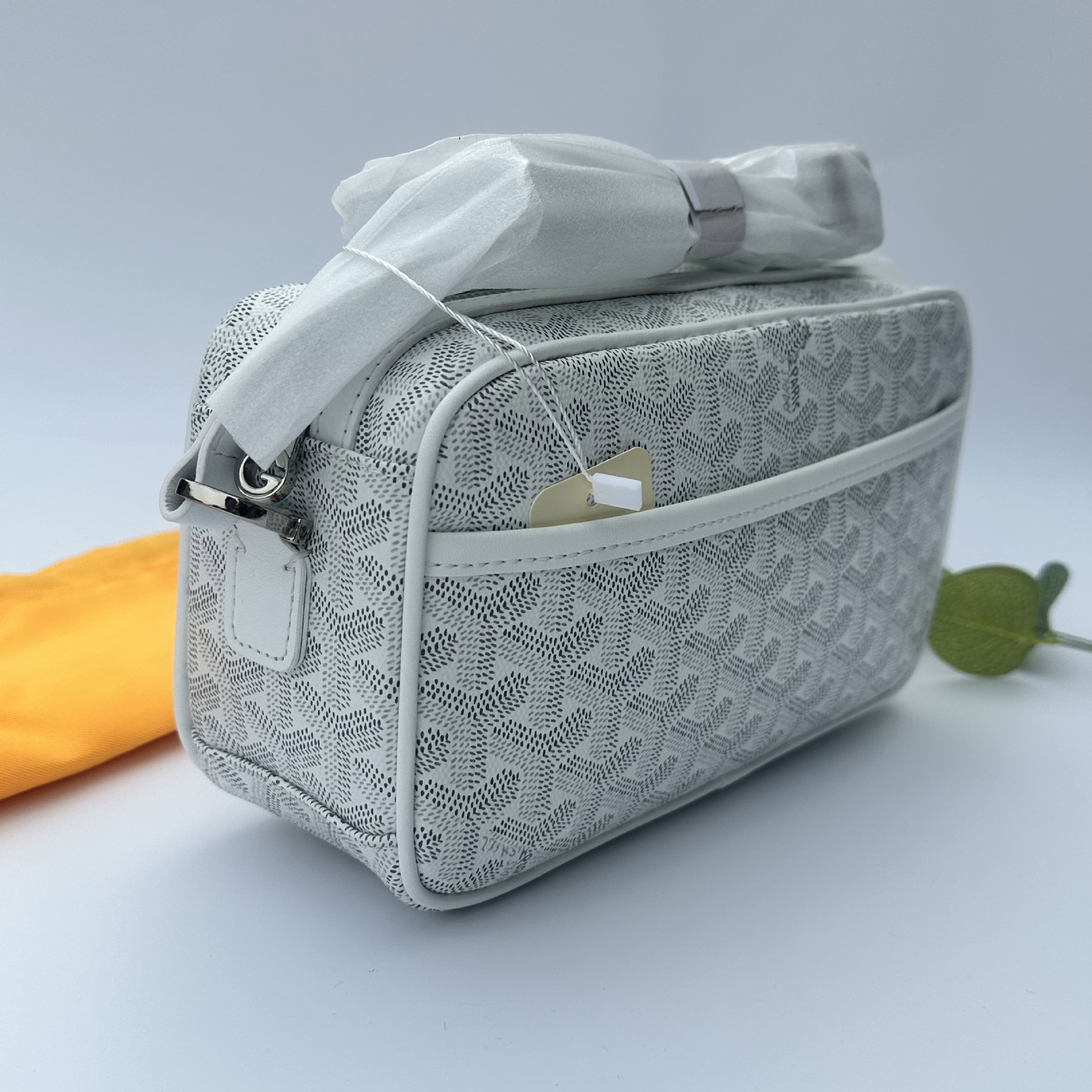 ゴヤ犬の歯の包みのファッションは版の高品質の韓国版のスターに対して同じ肩の斜めのショルダーの小さい方の包みのカメラの包みの現物を掛けます。