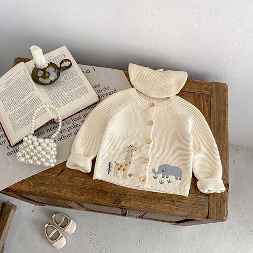 ins2025 autumn clothes for infants, children, boys and girls, cute embroidery round neck cotton yarn sweater knitted cardigan coat