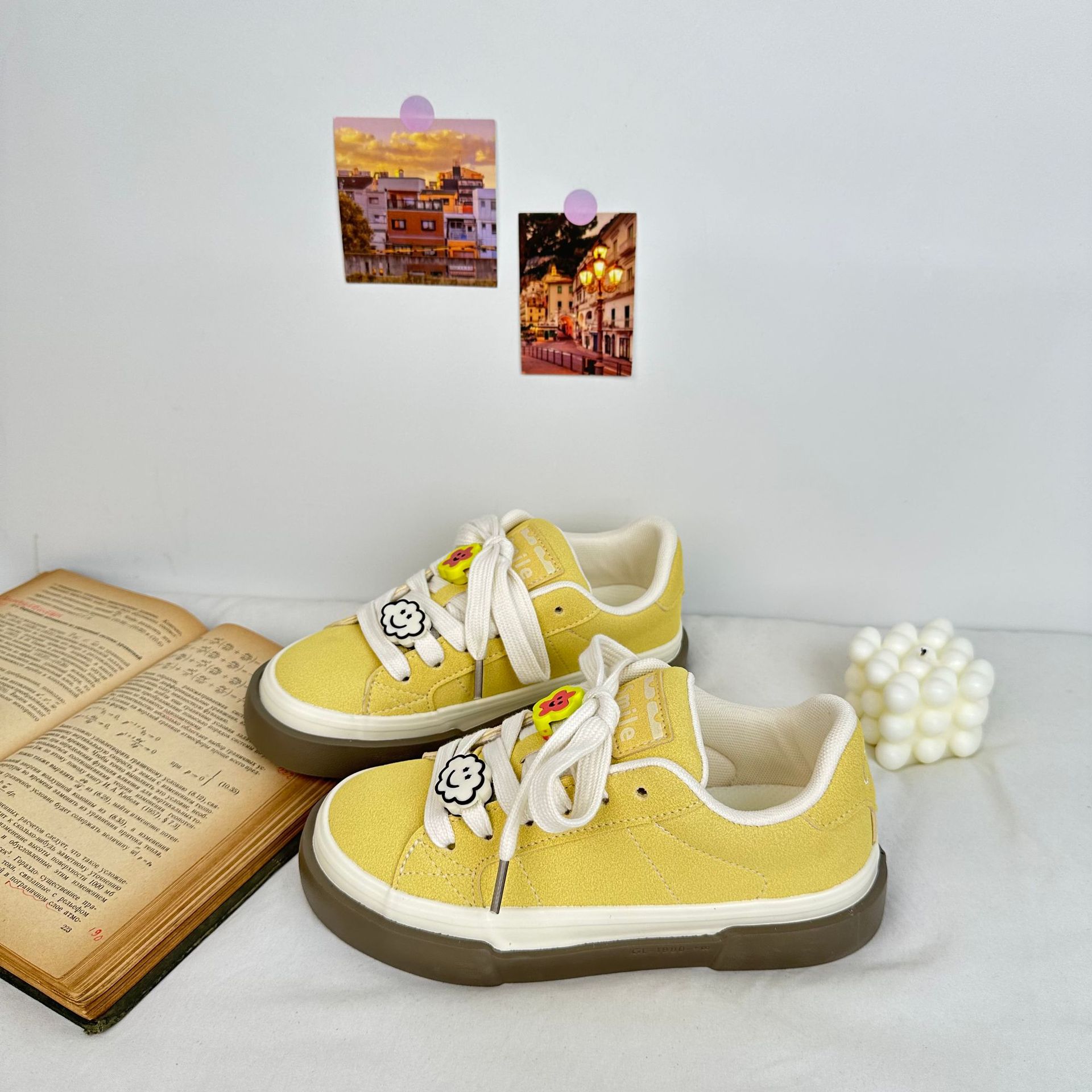 2024 yuanbo otoño nuevos zapatos de skate de entrenamiento de estilo coreano zapatos de lona de moda de mujer en vivo zapatos de mujer actualización