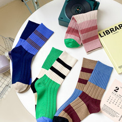 2023 European Style Double Needle Color Block AB Asymmetric Striped Mid-Calf Socks for Men and Women Trendy Instagram Matchable Cotton Socks