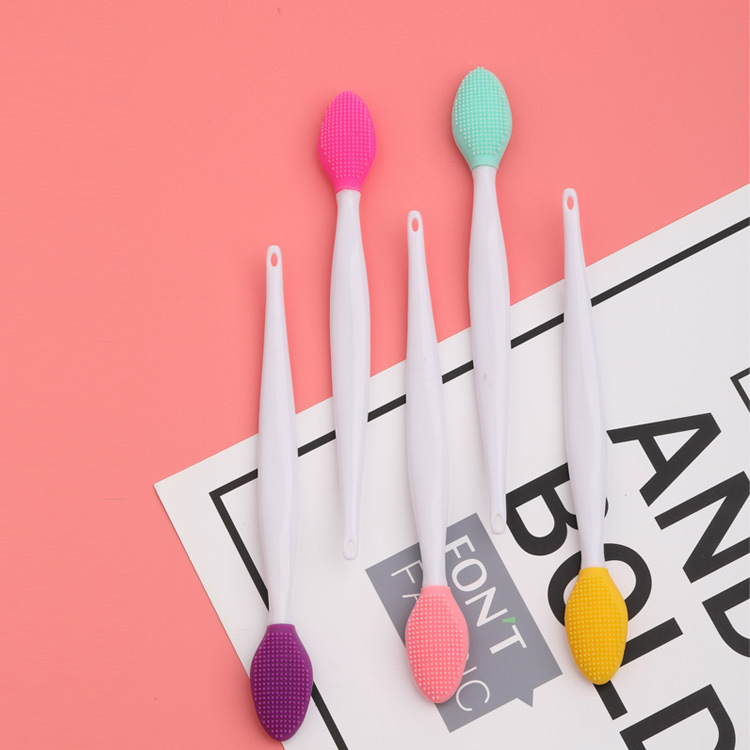 Facial Nose Brush Blackhead Cleaning Brush Double-Sided Lip Facial Cleaning Stick Nose Acne Cleaner Beauty Tool Facial Nose Brush Blackhead Cleaning Brush Double-Sided Lip Facial Cleaning Stick Nose Acne Cleaner Beauty Tool