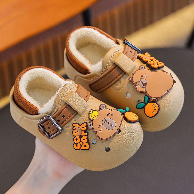 Zapatillas de algodón para niños Capibara, zapatillas de algodón para niños, niñas y niñas, invierno, calentamiento y veludo impermeable para niños mayores, bolsas de tacones para niños en casa.