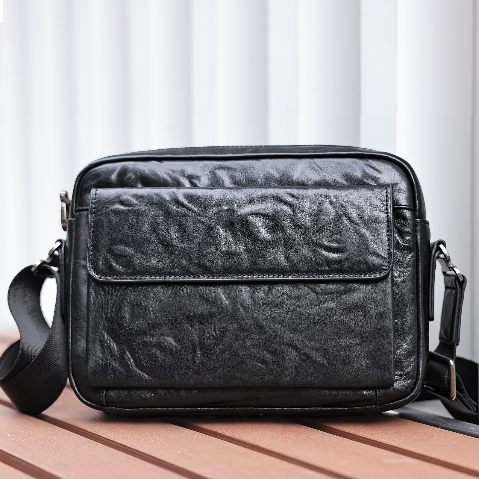 Ventas transfronterizas calientes de cuero para hombres mochila deportiva al aire libre mochila texturizada retro colección de bolsos de hombro