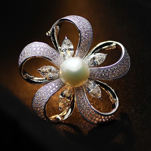 Pearl brooch, high-end niche creative style, coat corsage, versatile, micro-encrusted zircon, clothing pins, accessories wholesale