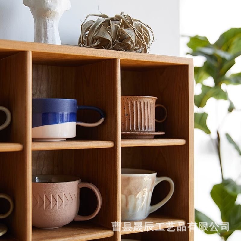 Portavasos Portavasos Portavasos Soporte de almacenamiento de madera Gabinete de almacenamiento de escritorio Taza de café Taza de té Soporte de rejilla Mesa de comedor Soporte de exhibición de taza de agua