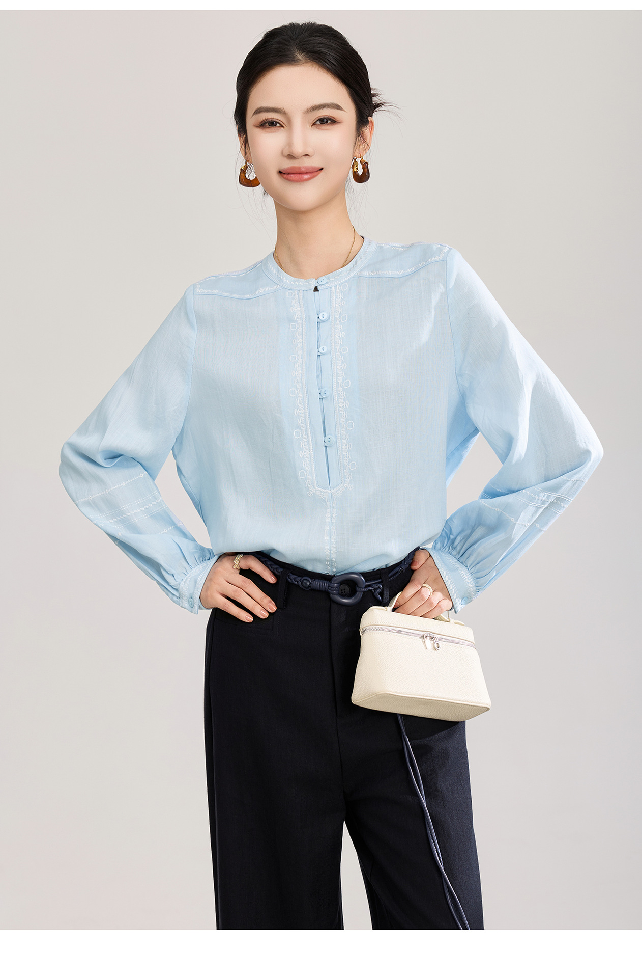 Áo sơ mi nữ chất liệu linen phối màu tay ngắn phong cách Pháp — màu xanh nhạt chi tiết 16