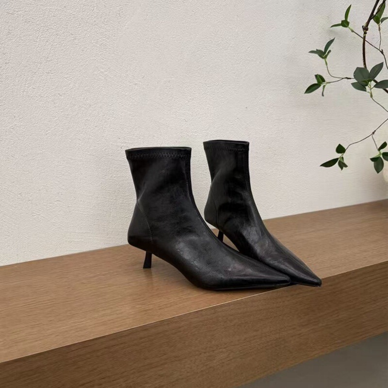 French-Style Pointed-Toe Stiletto Heel Stretchy Slip-On Slim Short Boots with Fleece Lining, Fashionable and Simple Retro Classic Slim Short Boots French-Style Pointed-Toe Stiletto Heel Stretchy Slip-On Slim Short Boots with Fleece Lining, Fashionable and Simple Retro Classic Slim Short Boots