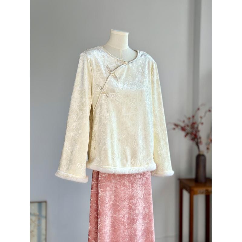 Long-Sleeve Velvet Button-Up Top with Traditional Chinese Style Vest, New Chinese-Style Base Shirt for Women, Autumn and Winter, Fleece-Lined and Thickened
