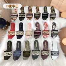 2025�¿�d�Ҵ̽���ĸ��ЬŮ�⴩�и�����һ���ϛ�ЬŮƽ�׸߸�Ь