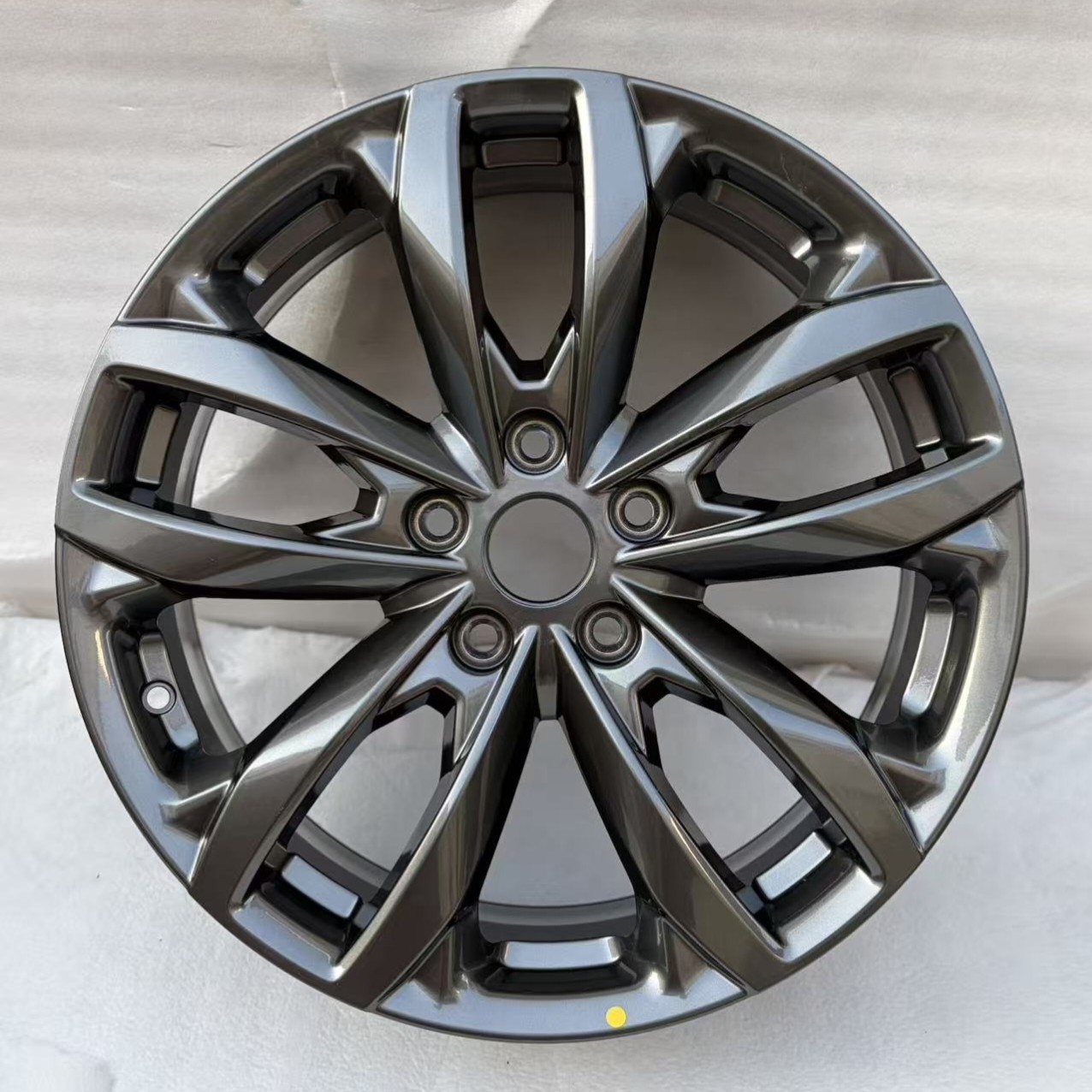 Compatible with Changan CS55plus wheel rims 18inch original style matching aluminum alloy rims aluminum alloy wheels steel rims