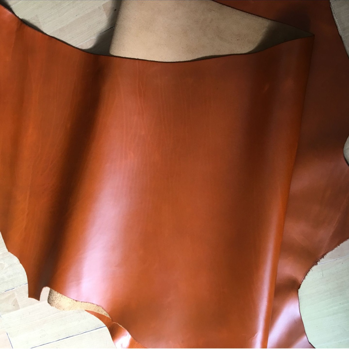 变色油皮 复古牛皮 头层牛皮 马鞍皮 手工DIY 进口牛皮 黄棕色