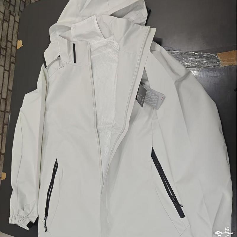 潮牌アメリカ風突撃服男女秋冬アウトドアレジャー運動防風防水カップルジャケットがゆったりしています。|undefined