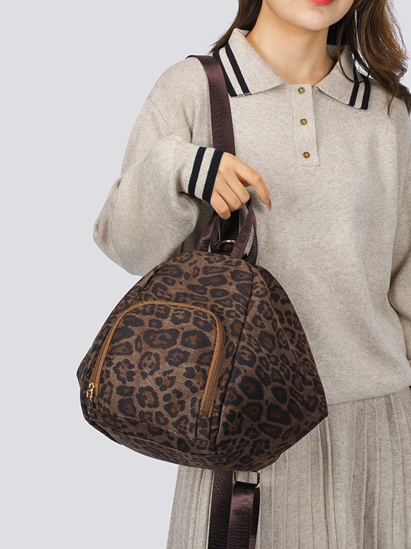 Mochila de viaje transfronterizo de mujer, leopardo, mochila de gran capacidad, nueva alta sensación multipropósito, mochila de hombro simple.