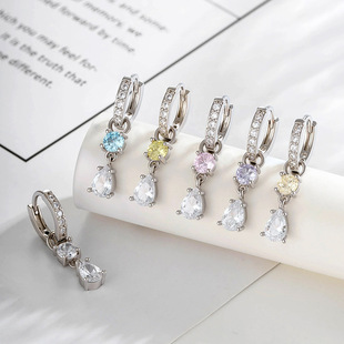 ��ɭ�¿������Ƕ�ǹ�ɫϵ���İ˼��ʯˮ�ε������h��Ů���Ȧ