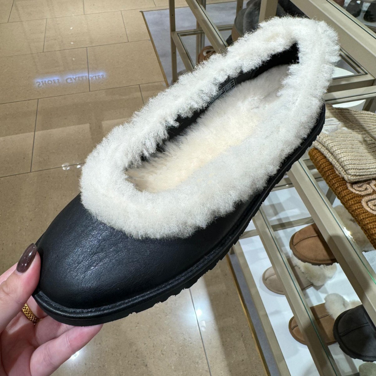 [Ready Stock] Retro Black Thick-Soled Warm Plus Plush Cotton Shoes for Outer Wear Autumn and Winter Flats-Soled Shallow Mouth Plus Plush Shoes
