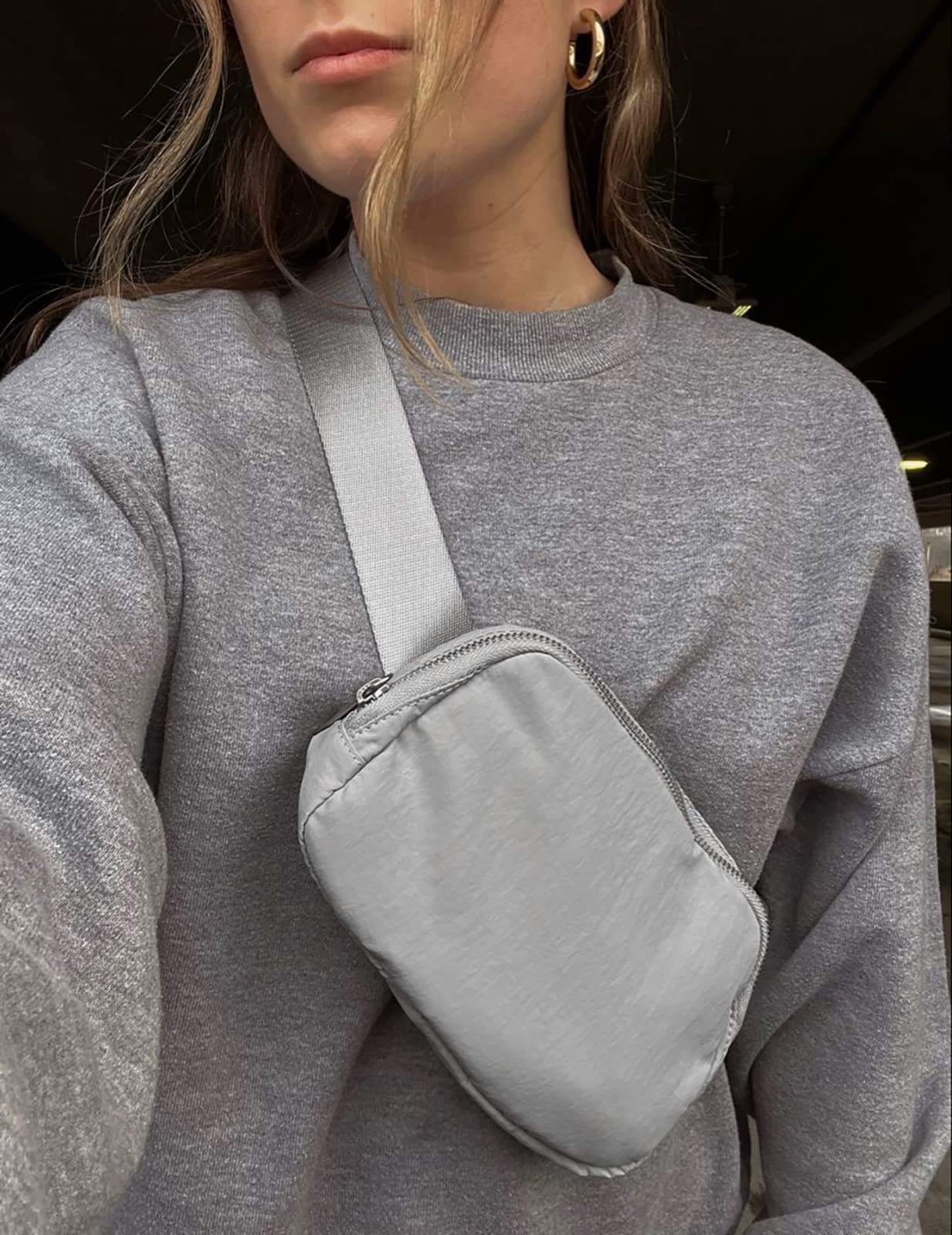 Women's with adjustable waistband, fashionable running and hiking waist bag_voghion.com