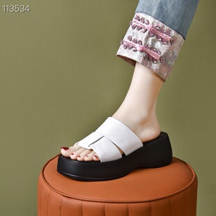 �����ЬŮ�⴩2025�ļ��¿��_�R����¶ֺ�����ɸ��ţƤŮһ����