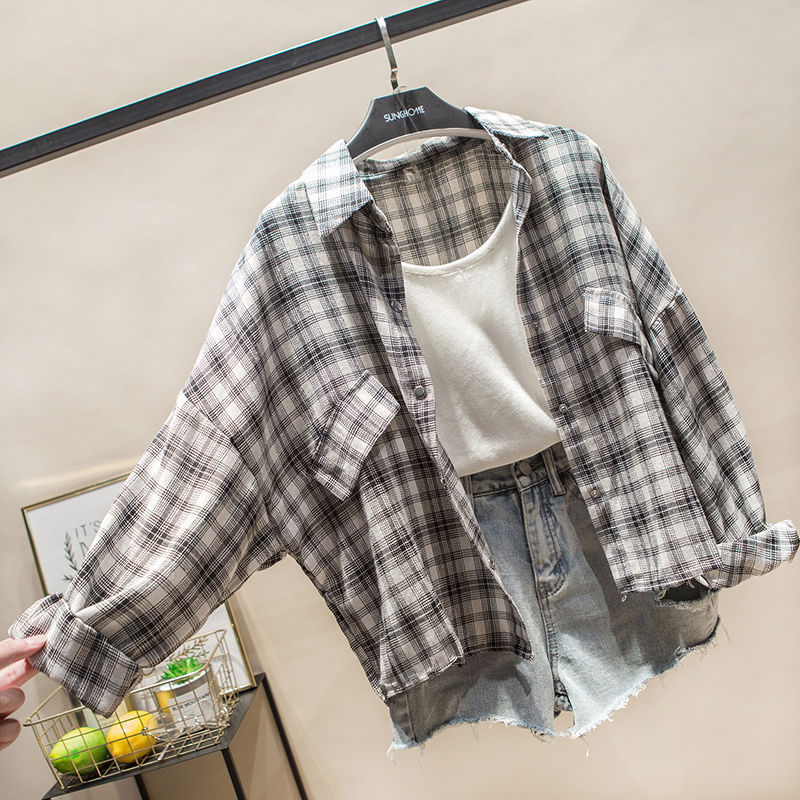 2020 New Women's Spring and Autumn Korean Style Student Bf Harajuku Loose Autumn Thin Hong Kong Style Plaid Shirt Short Jacket