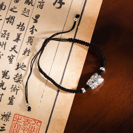 耳环;耳钉;项链