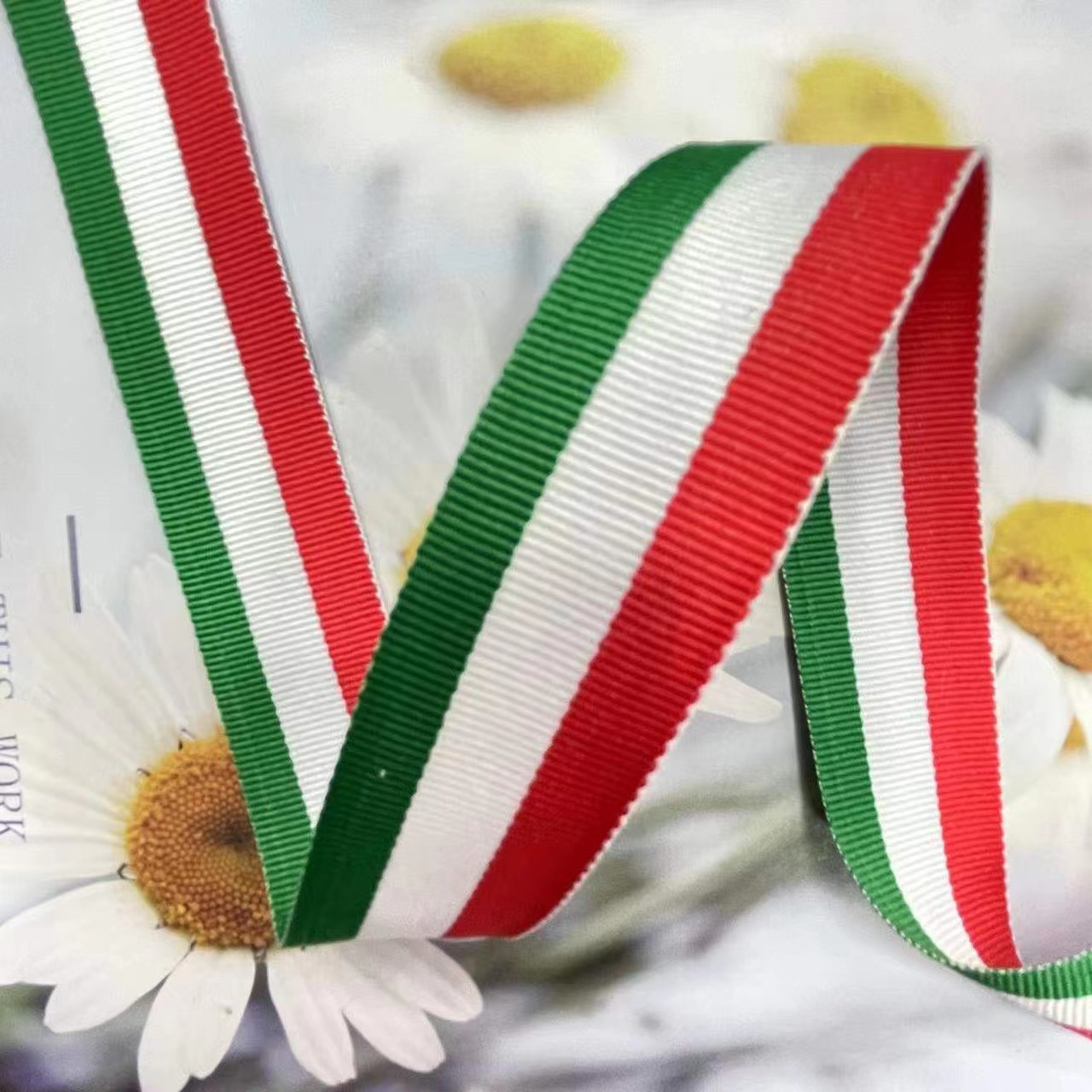 Cinta de poliéster-algodón a rayas de tres colores multi-especificación cinta a juego de color ropa hogar textil cinta fábrica en stock al por mayor