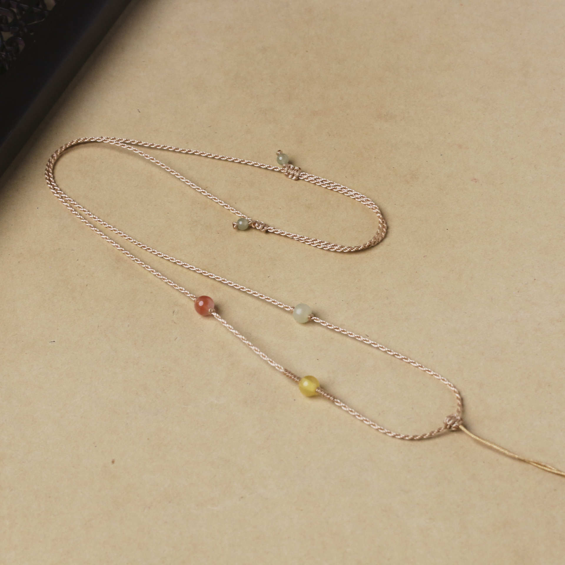 细绳单边绕金线葫芦玉石翡翠饰品细款锁骨链挂脖黑绳厂家供应批发