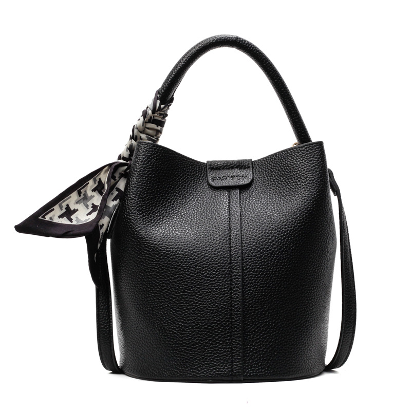 Bolso de cubo portátil de todo fósforo de moda de alta gama para mujer 2025 nuevo estilo bolso de mensajero de hombro simple casual simple