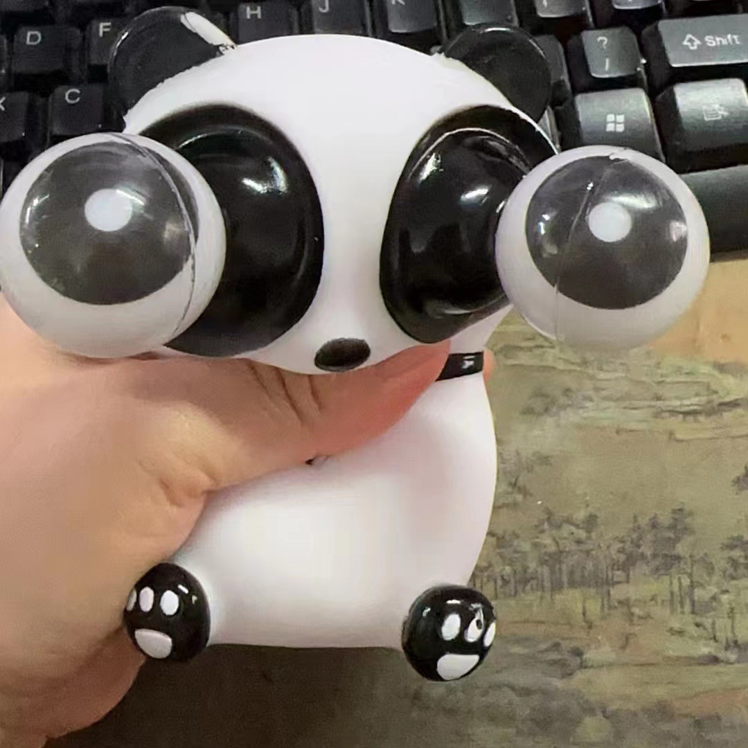Funny decompression pinch artifact red panda stare creative funny design pop-eyed panda squeeze decompression toy cute