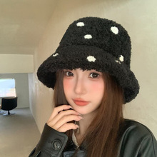 羊羔绒点女款盆帽可爱百搭时尚点缀色保暖帽子秋冬日系ins风棉帽