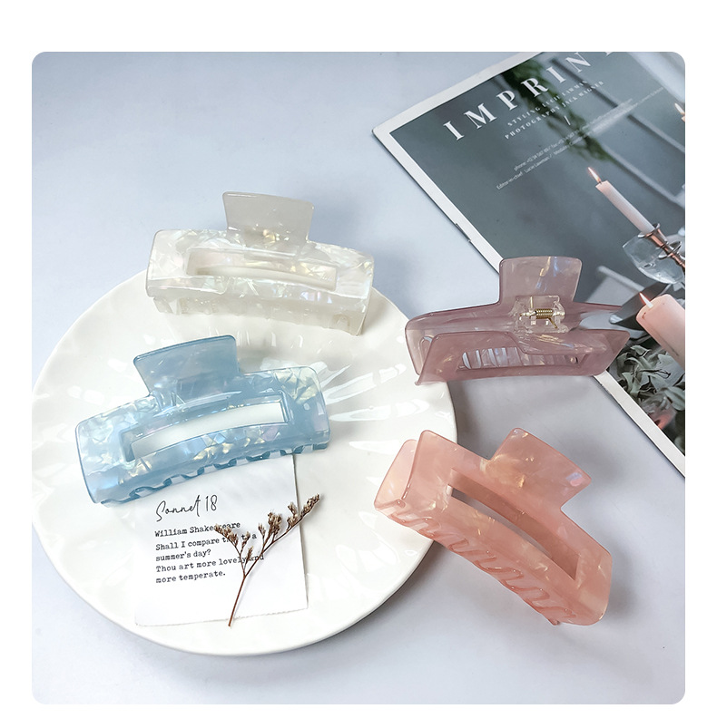 Geometric Pattern Women'S Gender Sweet Style Sweet Geometric Acetic Acid Sheets Plating Hair Claws 1 Piece