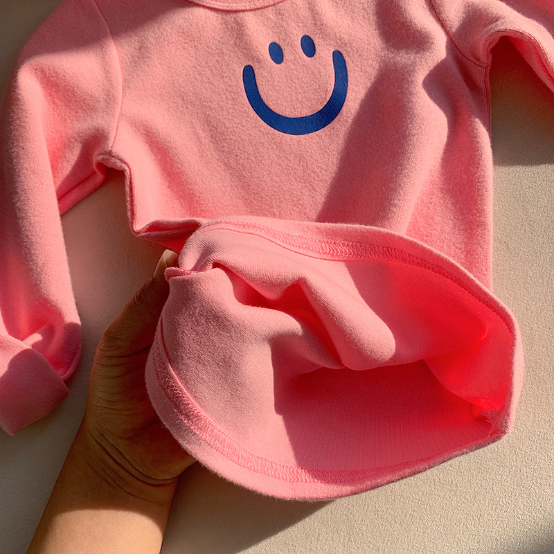 2022 Otoño e Invierno niños cepillado camisa de fondo niños y niñas de estilo coreano cara sonriente SLIM-Fit Camiseta de manga larga bebé engrosada t
