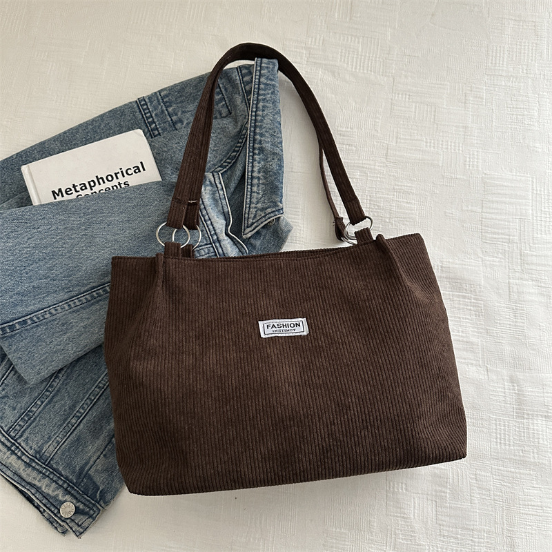 Bolsa de moda coreana de gran capacidad 2024 invierno nuevos zapatos de hombro único versátiles INS bolsas casuales bolsas especiales