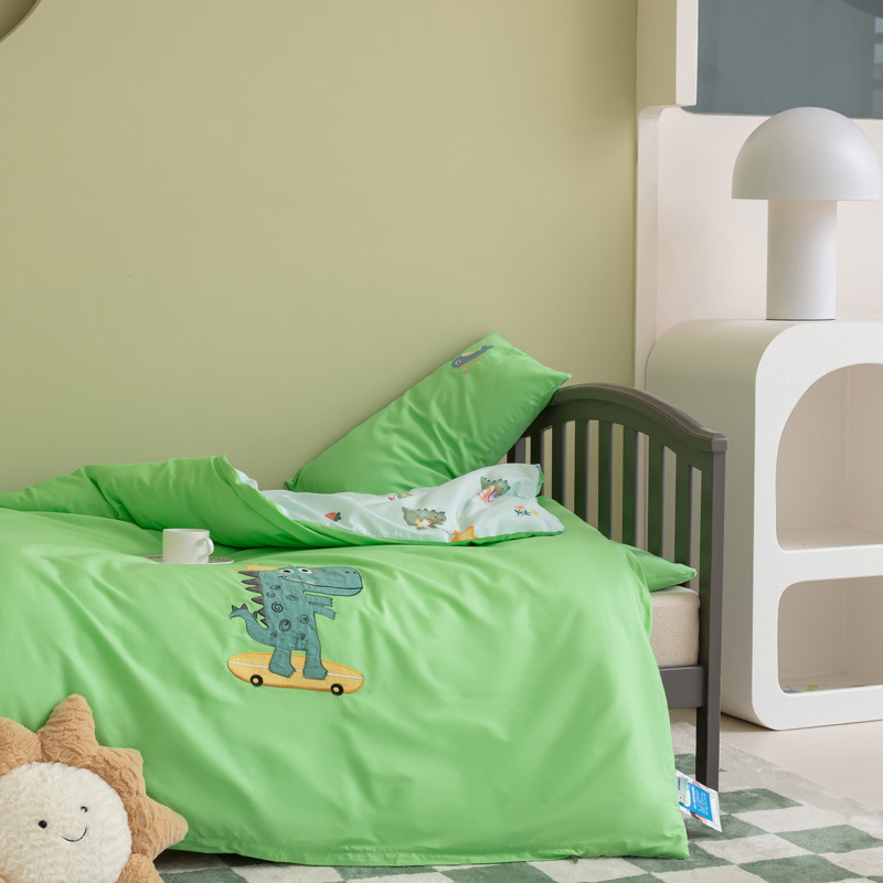 녹색 스케이트 보드 공룡