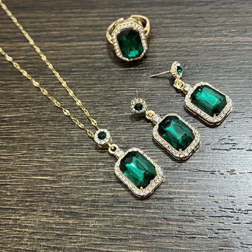 Wedding jewelry Exquisite crystal glass square necklace earrings ring Emerald three-piece set of new bridesmaid jewelry