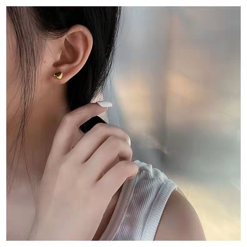 Style Simple Forme De Cœur Acier Au Titane Placage Boucles D'oreilles 1 Paire display picture 5