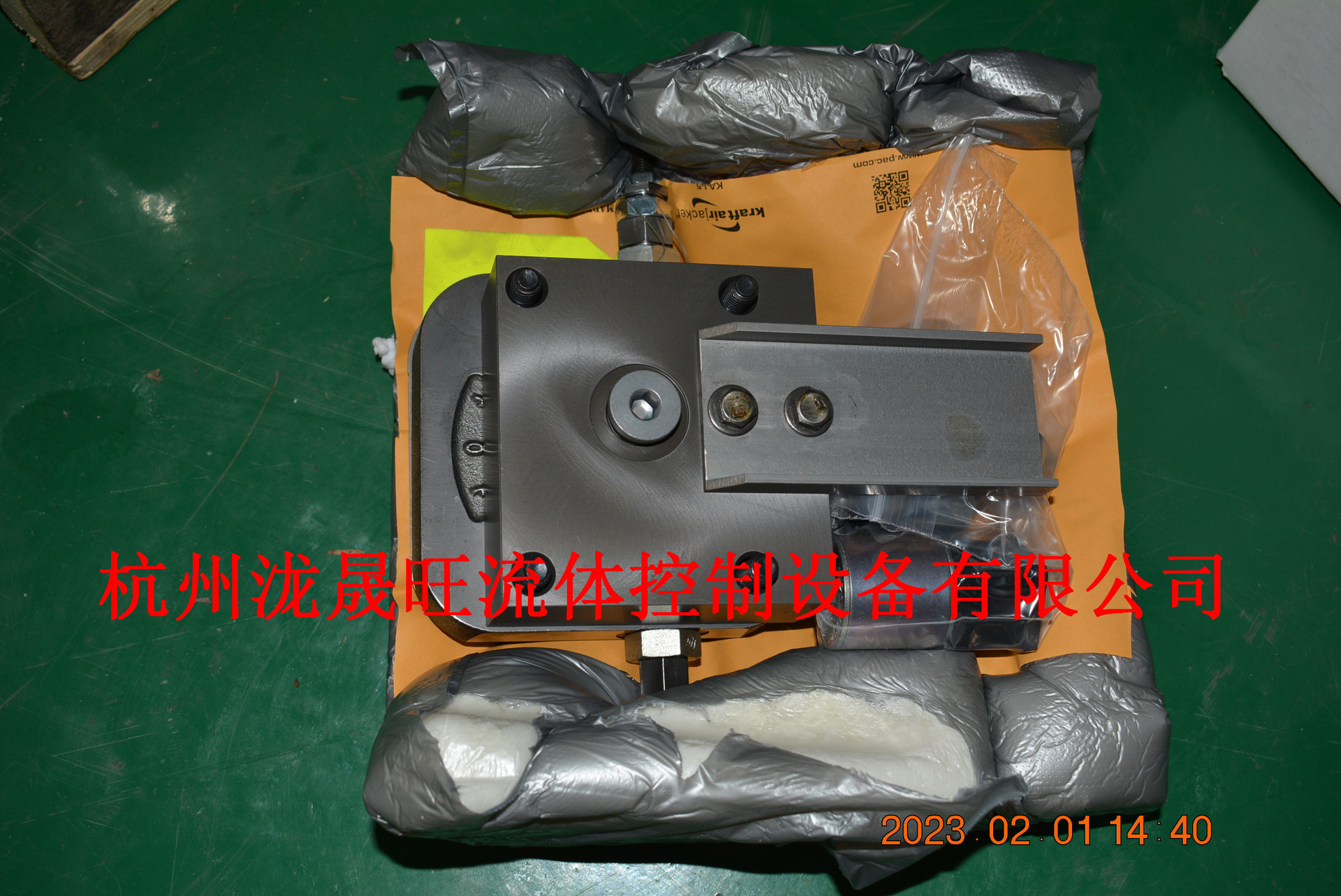 特价供应Parker(派克)闭式泵控制器总成S23-12957-0