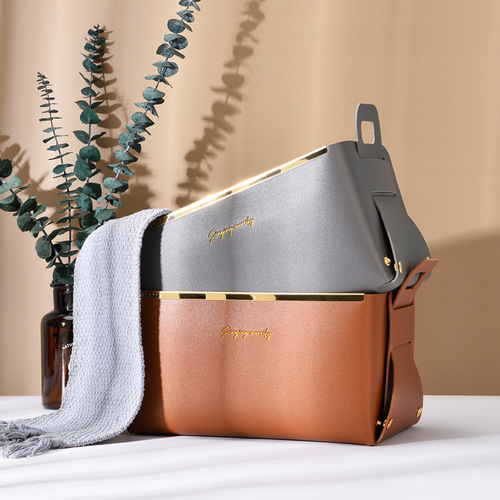 Leather storage box with handle, desktop debris organization, living room, skin care, cosmetics, snacks, leather storage tray